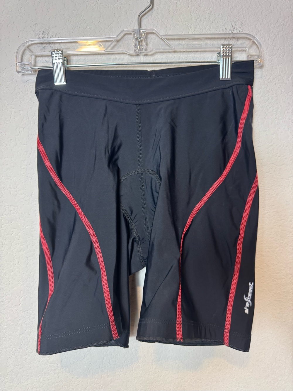 shebeest Padded Cycling Shorts Black Athletic Comfort Stretch Red Seams Women L